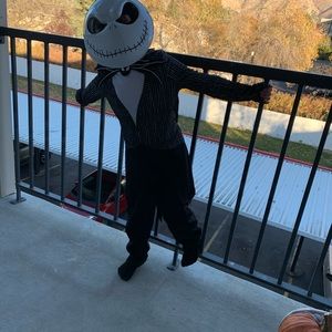 Meet your Posher, Iris